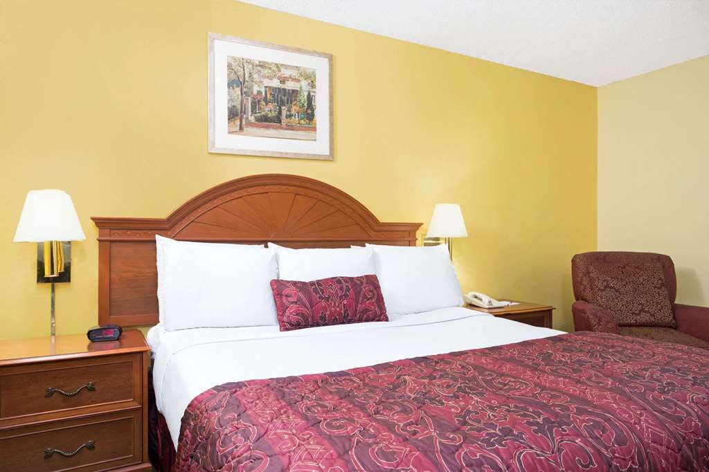 Orlando Inn Near International Drive Williamsburg Номер фото