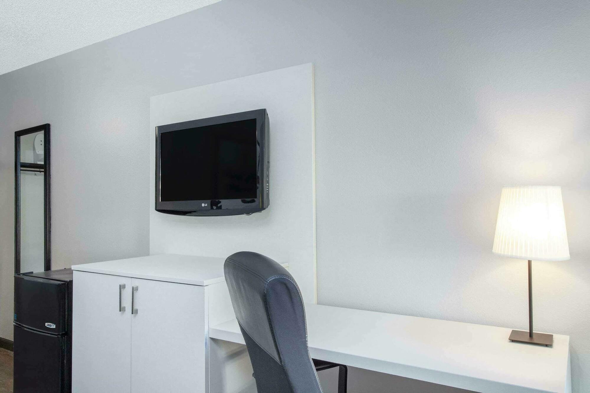 Orlando Inn Near International Drive Williamsburg Экстерьер фото